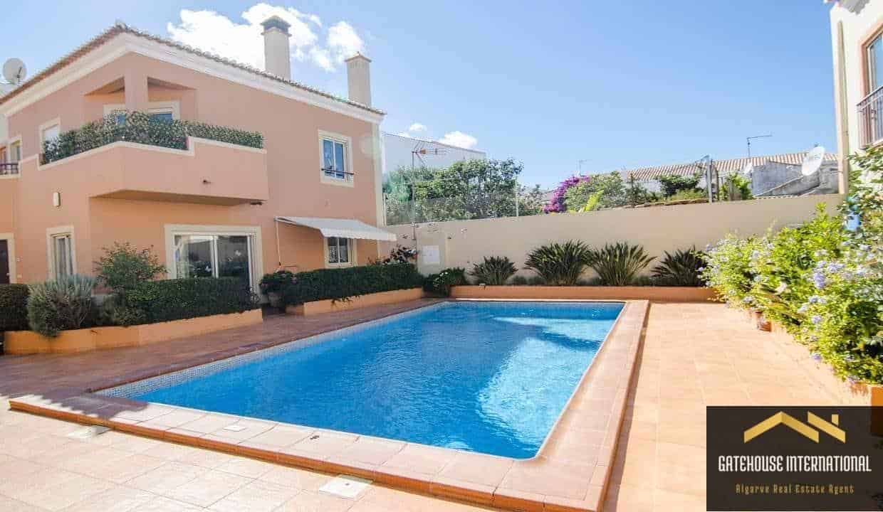 2 Bed House With Pool In Budens West Algarve