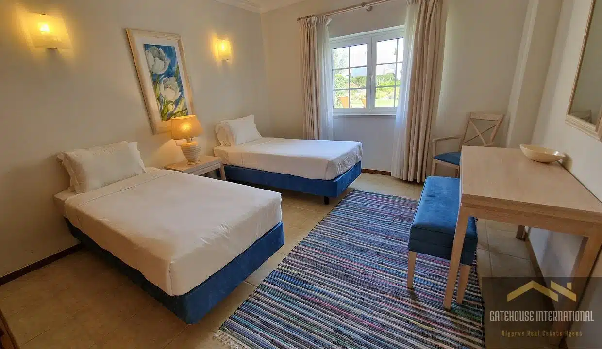 2 Bed Semi Detached Townhouse In Vale de Olivieras Resort Carvoeiro Algarve 98