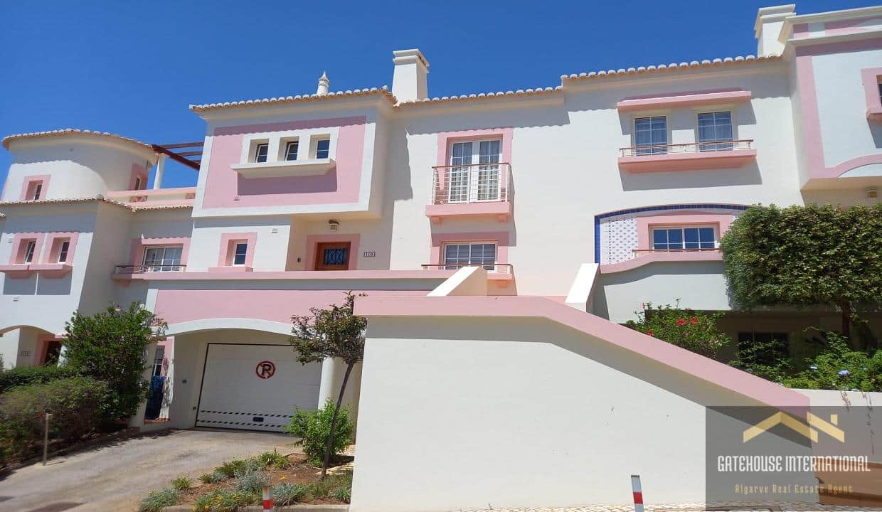 3 Bed Townhouse In Budens West Algarve