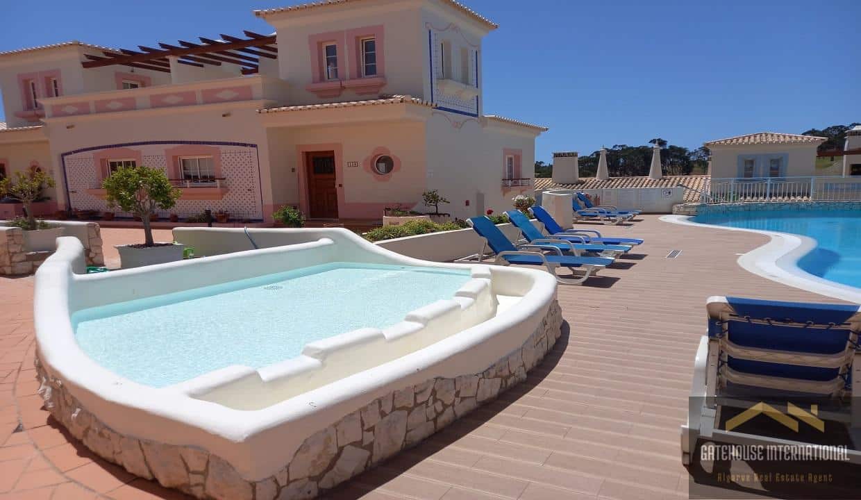 3 Bed Townhouse In Budens West Algarve22