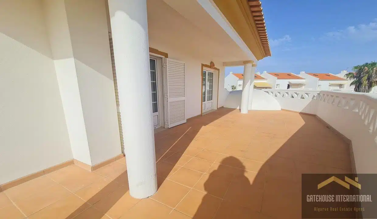 4 Bed Villa For Sale Near Gale Beach Central Algarve 32