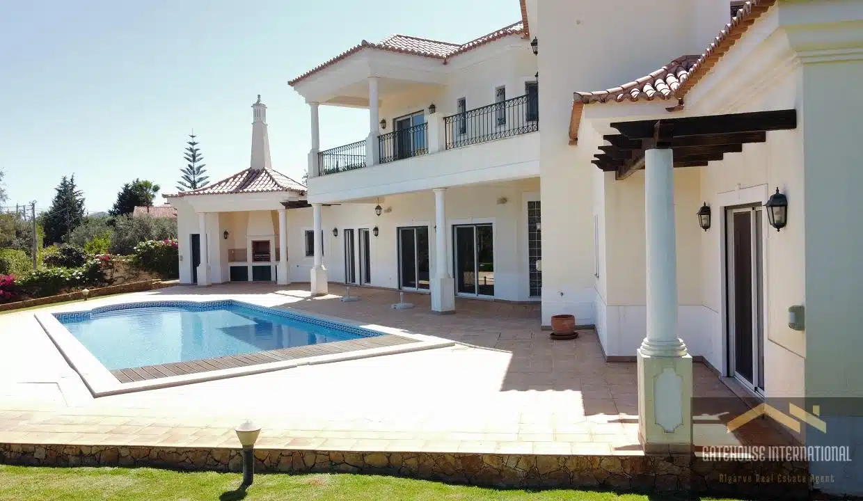 4 Bed Villa In A Private Location In Vale Formoso Almancil Algarve 4