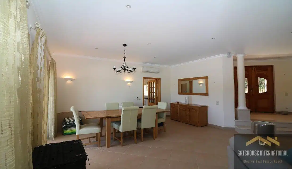 4 Bed Villa In A Private Location In Vale Formoso Almancil Algarve 8