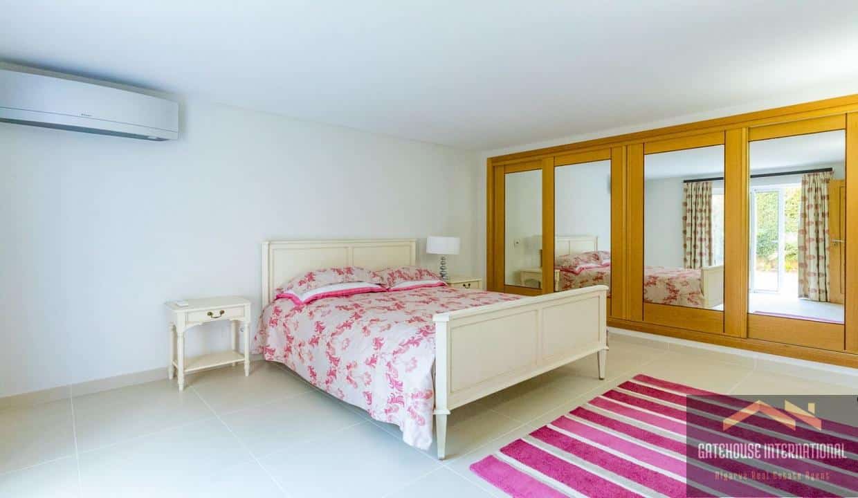 6 Bedroom Villa For Sale In The Crest Almancil Algarve 1
