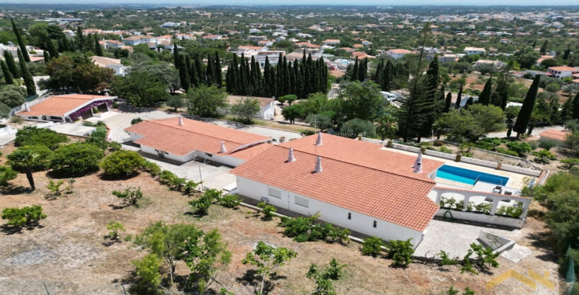 Almancil Estate Property