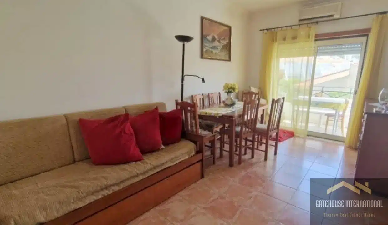 Apartment For Sale In Olhos de Agua Close To The Beach