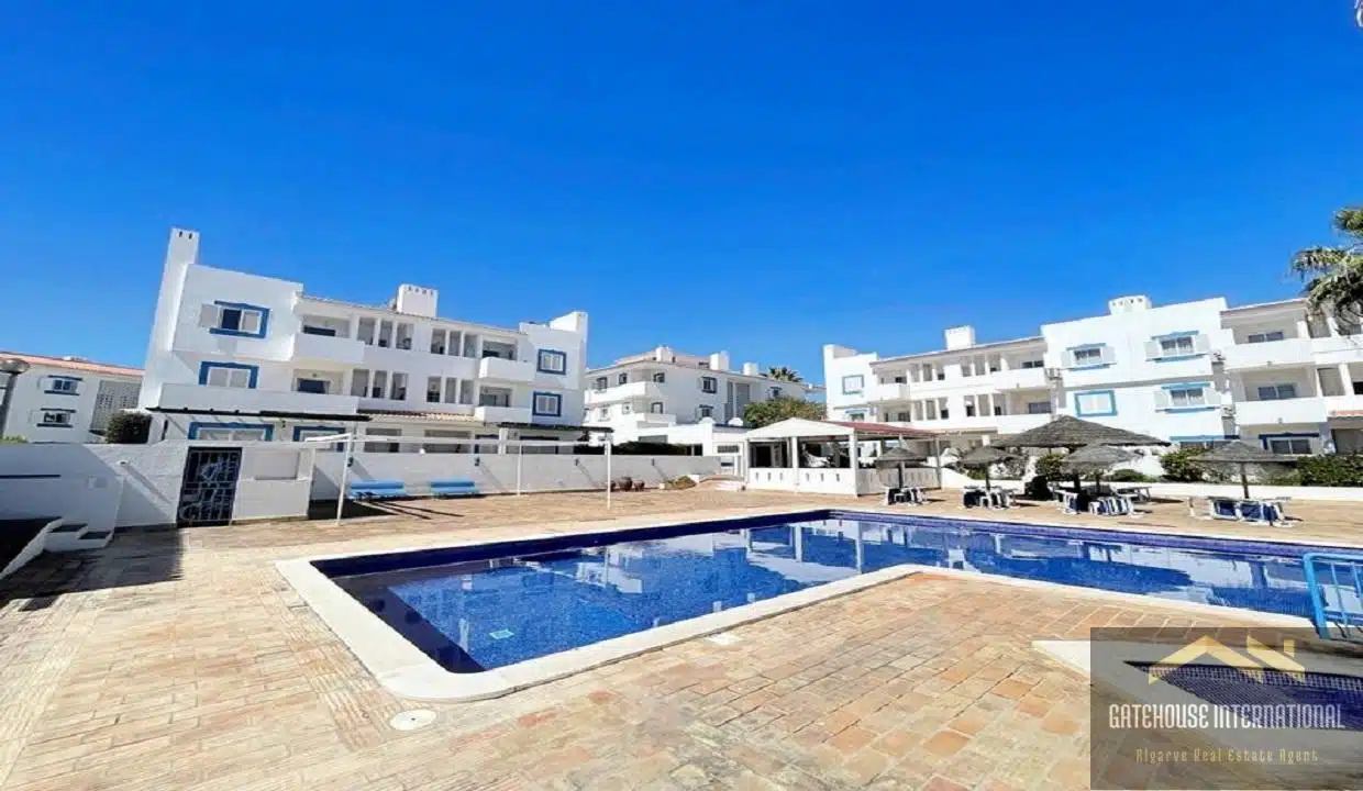 2 Bed Townhouse In Lagos Algarve Close To The Sea09
