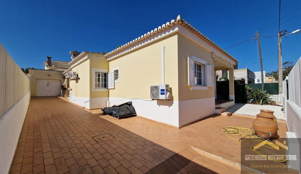 3 Bed Single Storey Villa With Pool In Carvoeiro Algarve76