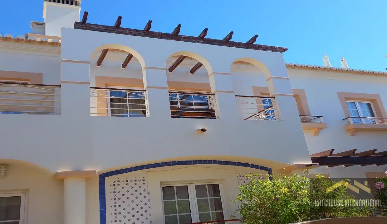 3 Bed Townhouse In Quinta da Encosta Velha Resort Budens Algarve 20