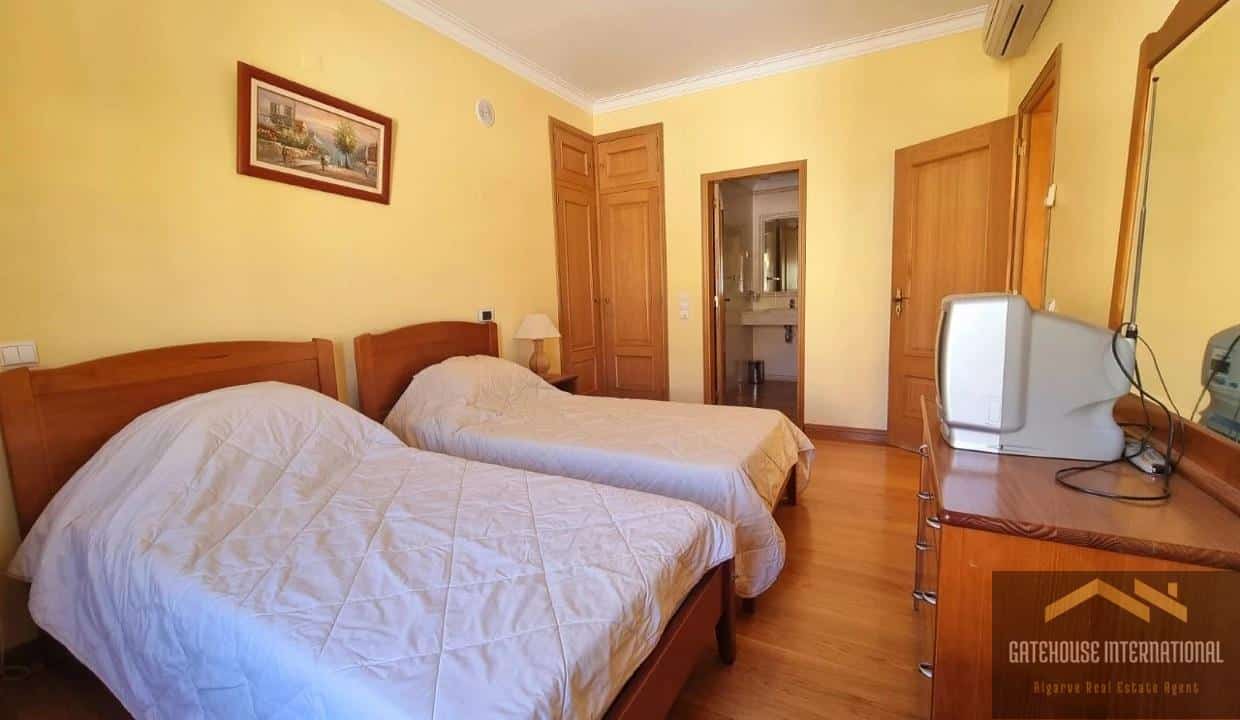 4 Bed Townhouse In Vilamoura Algarve For Sale 11