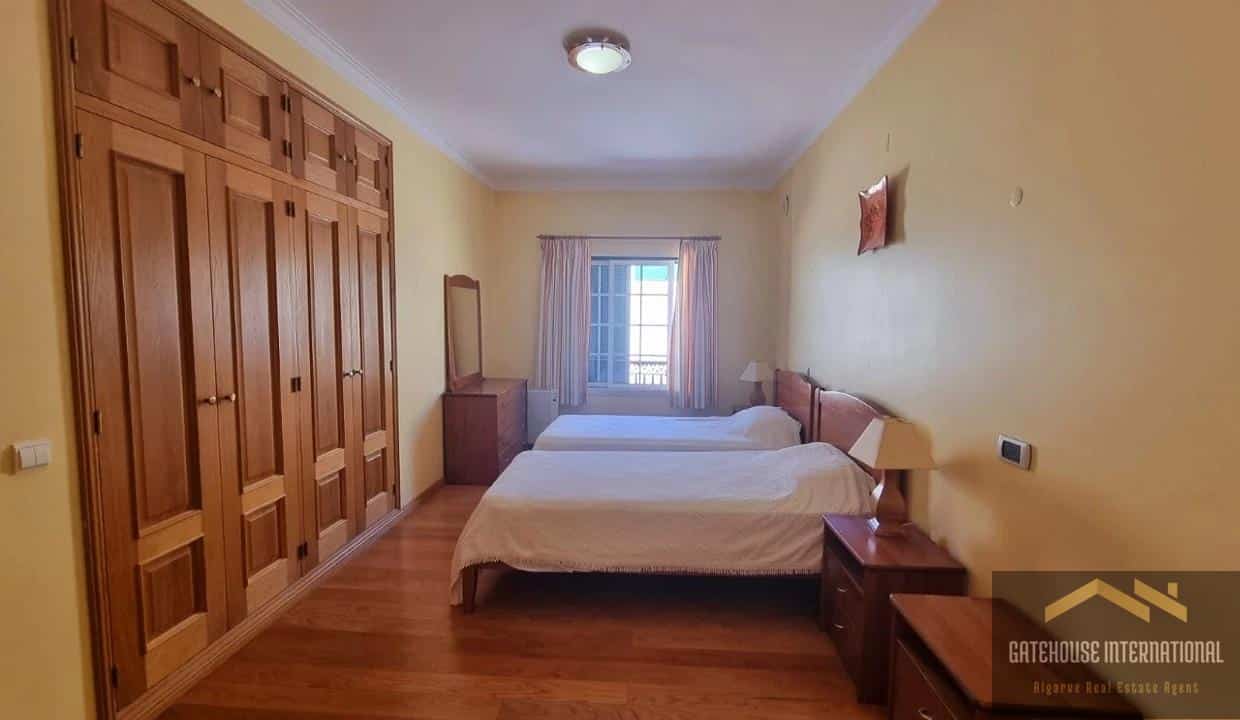 4 Bed Townhouse In Vilamoura Algarve For Sale 13