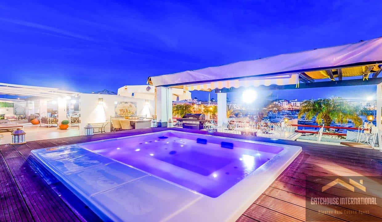5 Bed Luxury Apartment On Vilamoura Marina Algarve