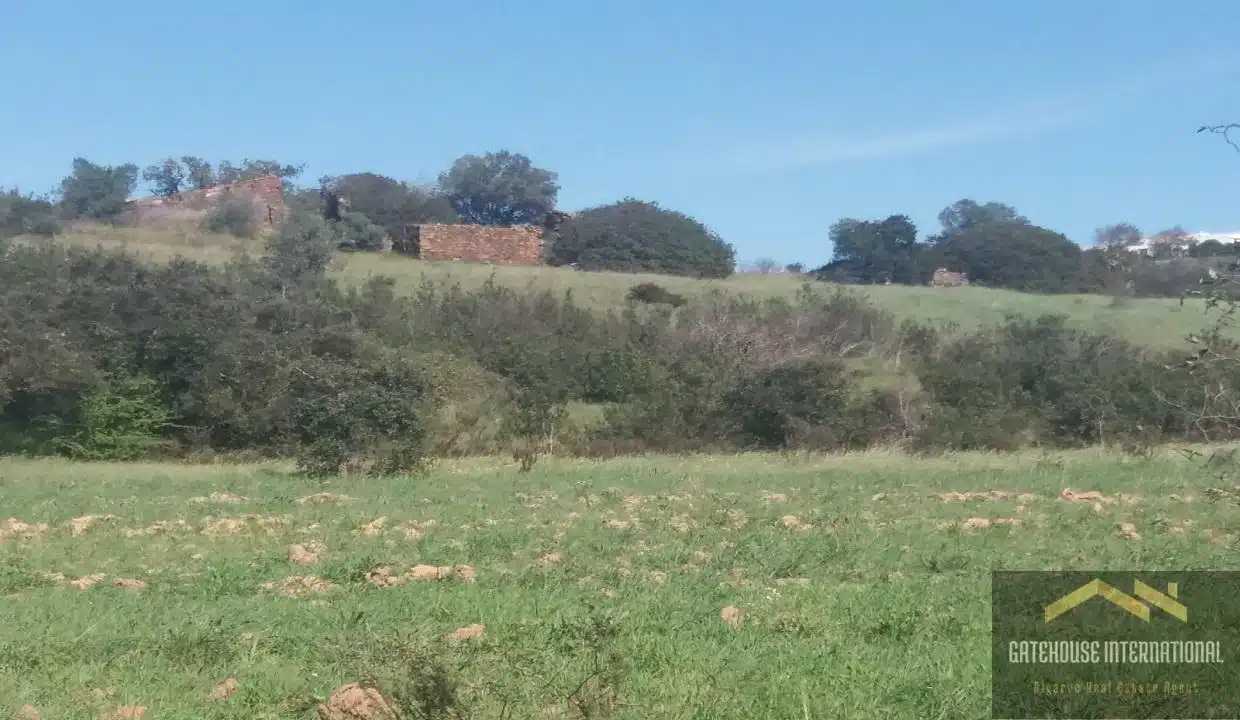 Farm Building Ruins With 23 Hecates In Bensafrim West Algarve3