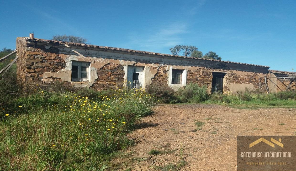 Large Farmhouse Estate With 72 Hectares In Bensafrim West Algarve