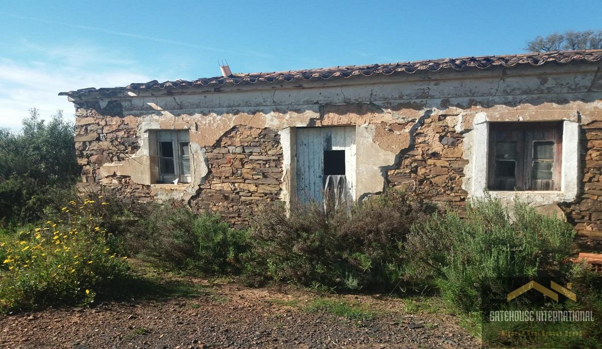 Large Farmhouse Estate With 72 Hectares In Bensafrim West Algarve8