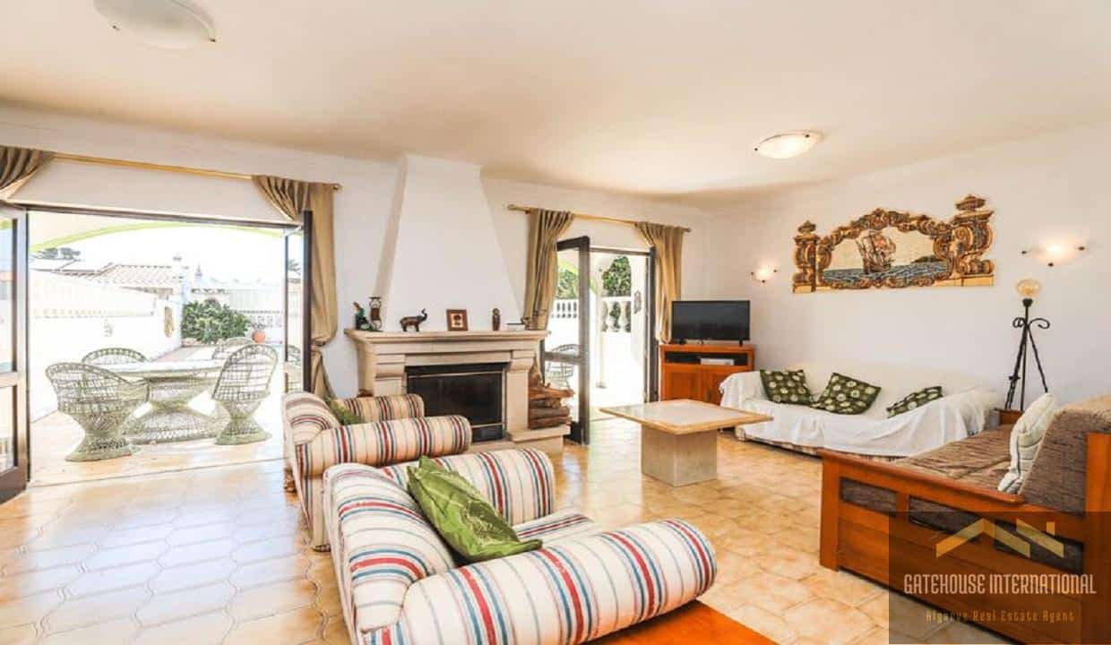 Sea View 3 Bed Villa With Pool & Garage In Luz Algarve 11