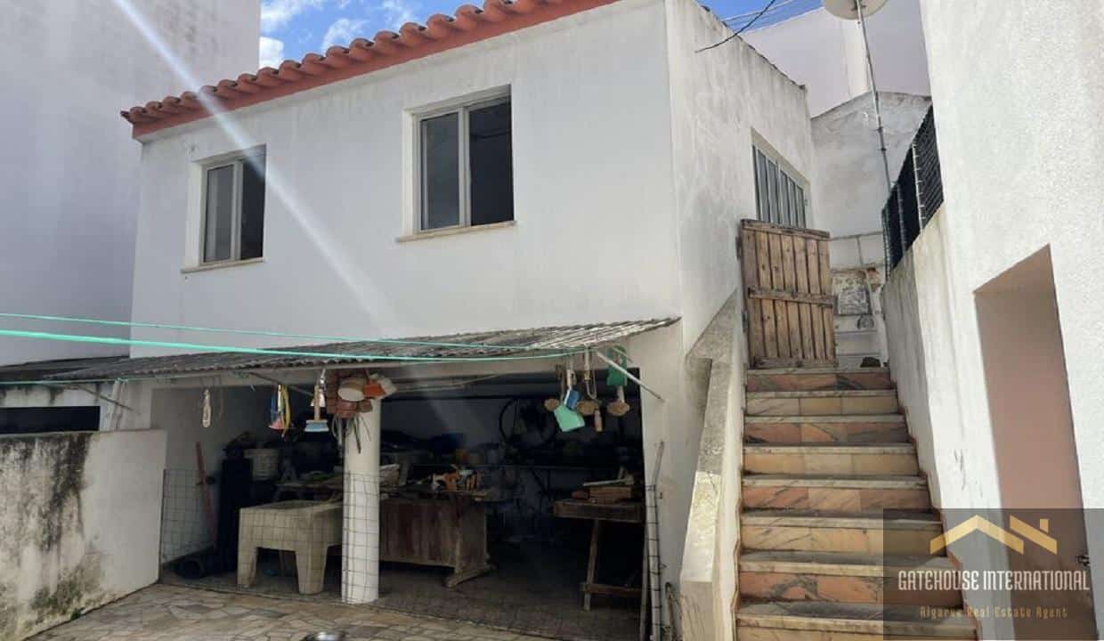 Single Storey 2 Bed House In Praia da Luz Algarve09