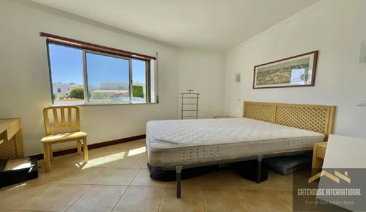 2 Bed Apartment For Sale In Albufeira Algarve 5