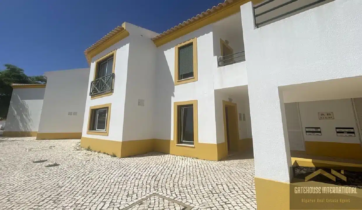 2 Bed Apartment For Sale In Albufeira Algarve 65