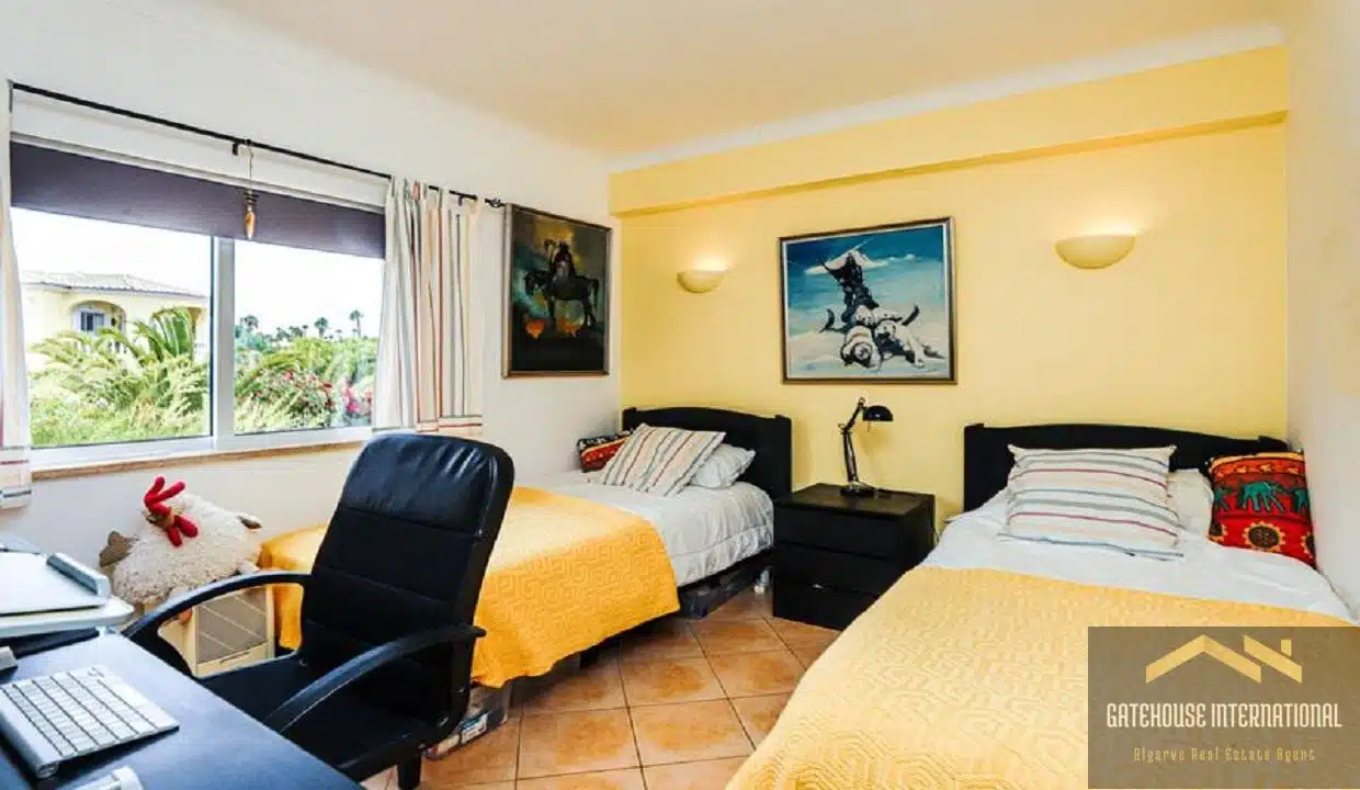 2 Bed Apartment In A Small Condominium Near Praia da Luz Beach Algarve54