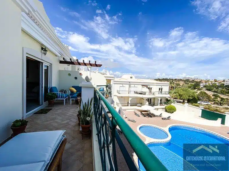 2 Bed Apartment With Pool Near Porto do Mos Beach Lagos Algarve98