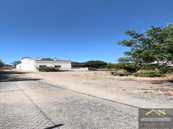 Villa De Campagne De 2 Chambres Avec Terrain De 8,000 2 M98 À Sao Bras Algarve XNUMX