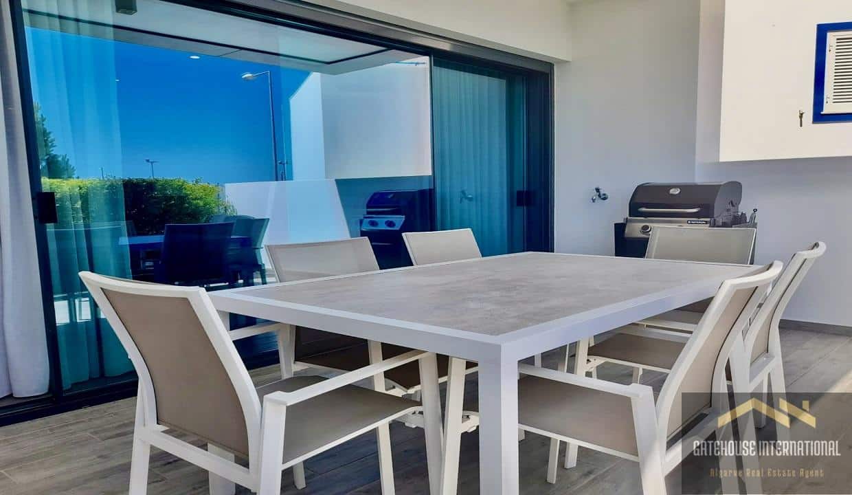 2 Bed Luxury Beach Apartment In Cabanas de Tavira Algarve 0