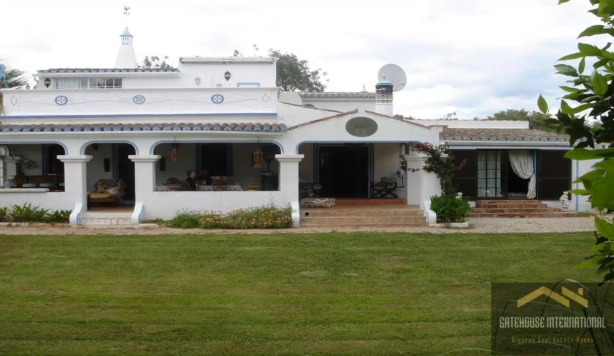 3 Bed Single Storey Villa With Pool In Estoi Algarve 6