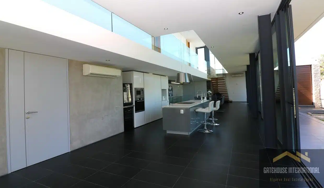 4 Bed Contemporary Plus Annex Villa In Estoi Algarve For Sale 6