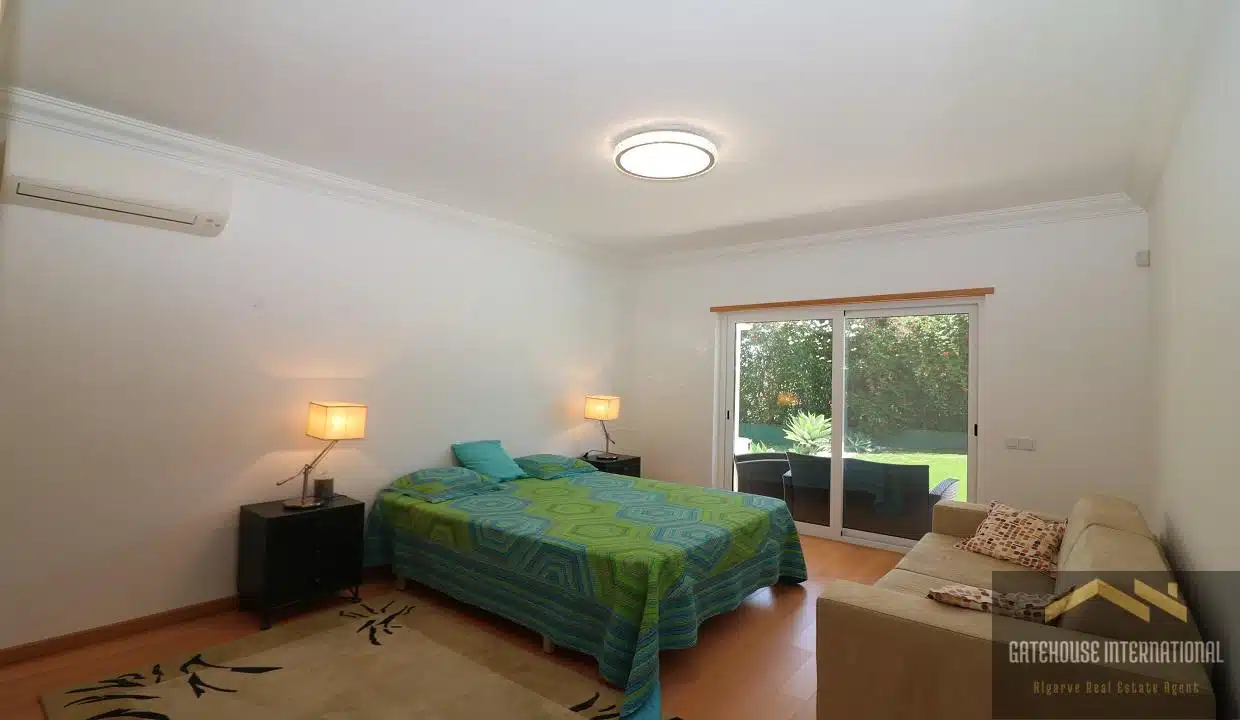 4 Bed Villa For Sale In Vale Formoso Almancil Algarve 00