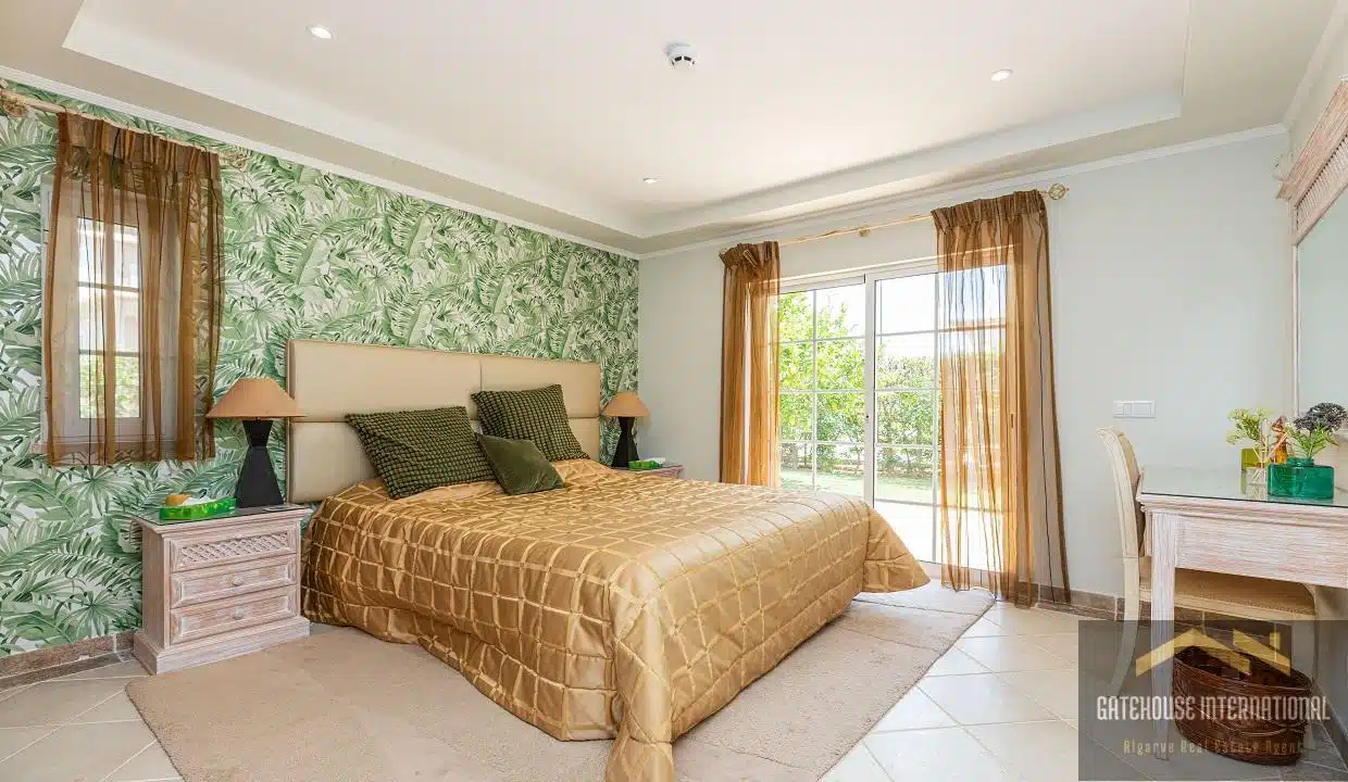 4 Bed Villa For Sale In Vila Sol Golf Resort Algarve 21