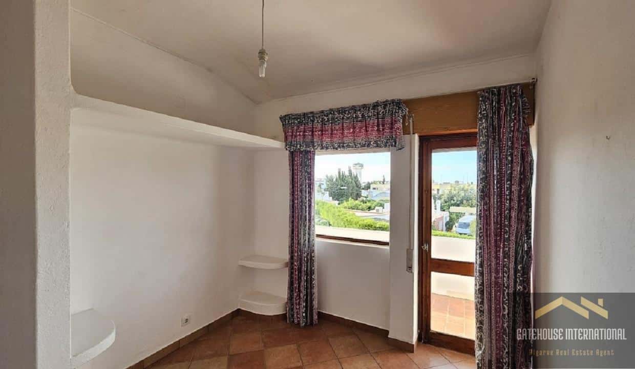4 Bed Villa In Albufeira Algarve For Sale 4