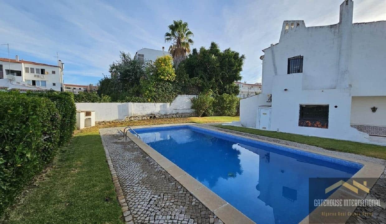 4 Bed Villa In Albufeira Algarve For Sale 8