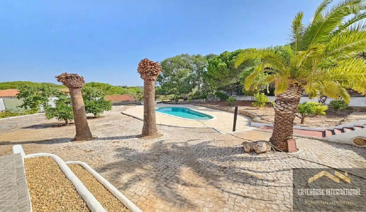 6 Bed Villa For Sale In Porches Algarve With 2 Hectares 4