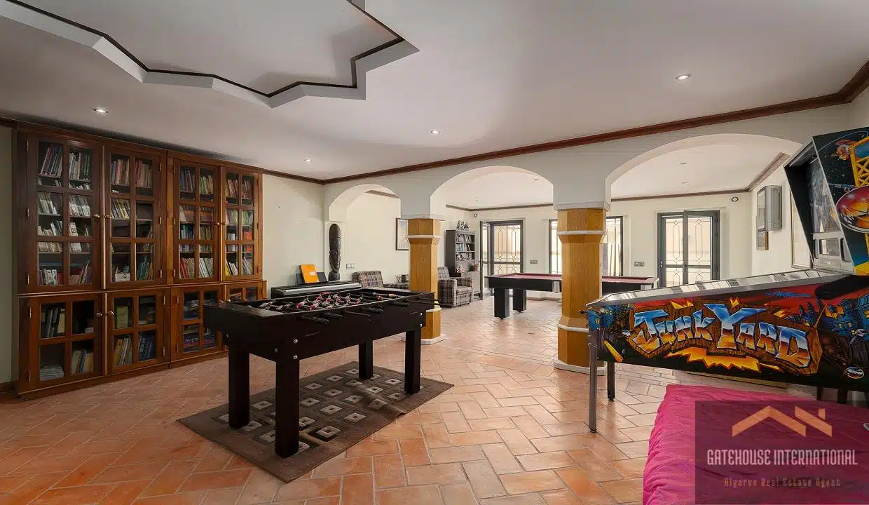 Luxury Unique Villa For Sale In Loule Algarve09