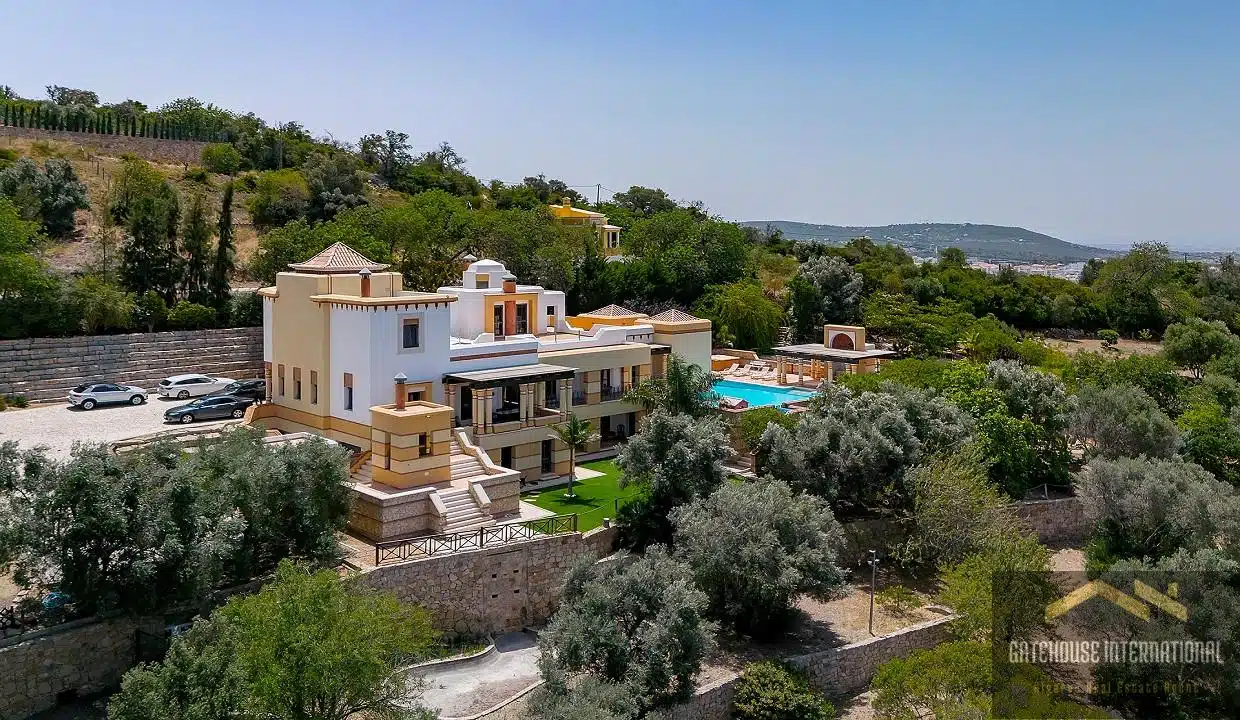Luxury Unique Villa For Sale In Loule Algarve1