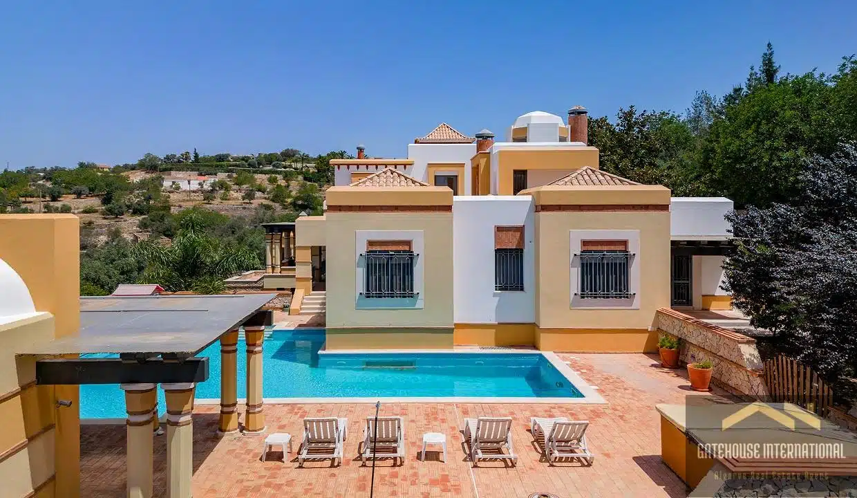 Luxury Unique Villa For Sale In Loule Algarve4