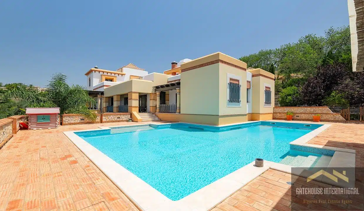 Luxury Unique Villa For Sale In Loule Algarve9
