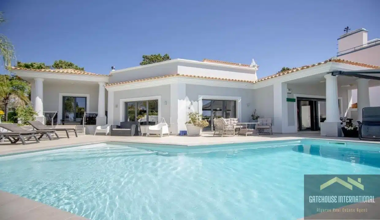 Luxury Villa In Varandas do Lago Algarve Near the Beach transformed