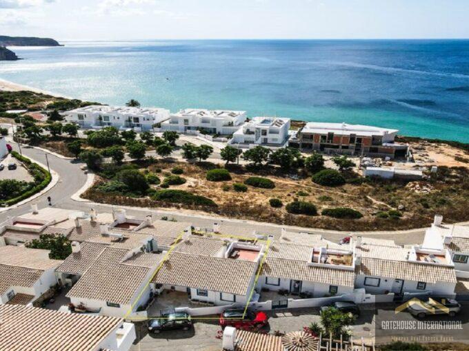 Maison de ville de 3 chambres avec vue sur la mer à vendre à Salema Algarve 211