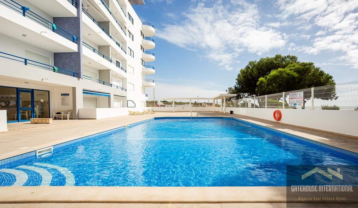 2 Bed Beach Apartment With Sea Views In Quarteira Algarve 23