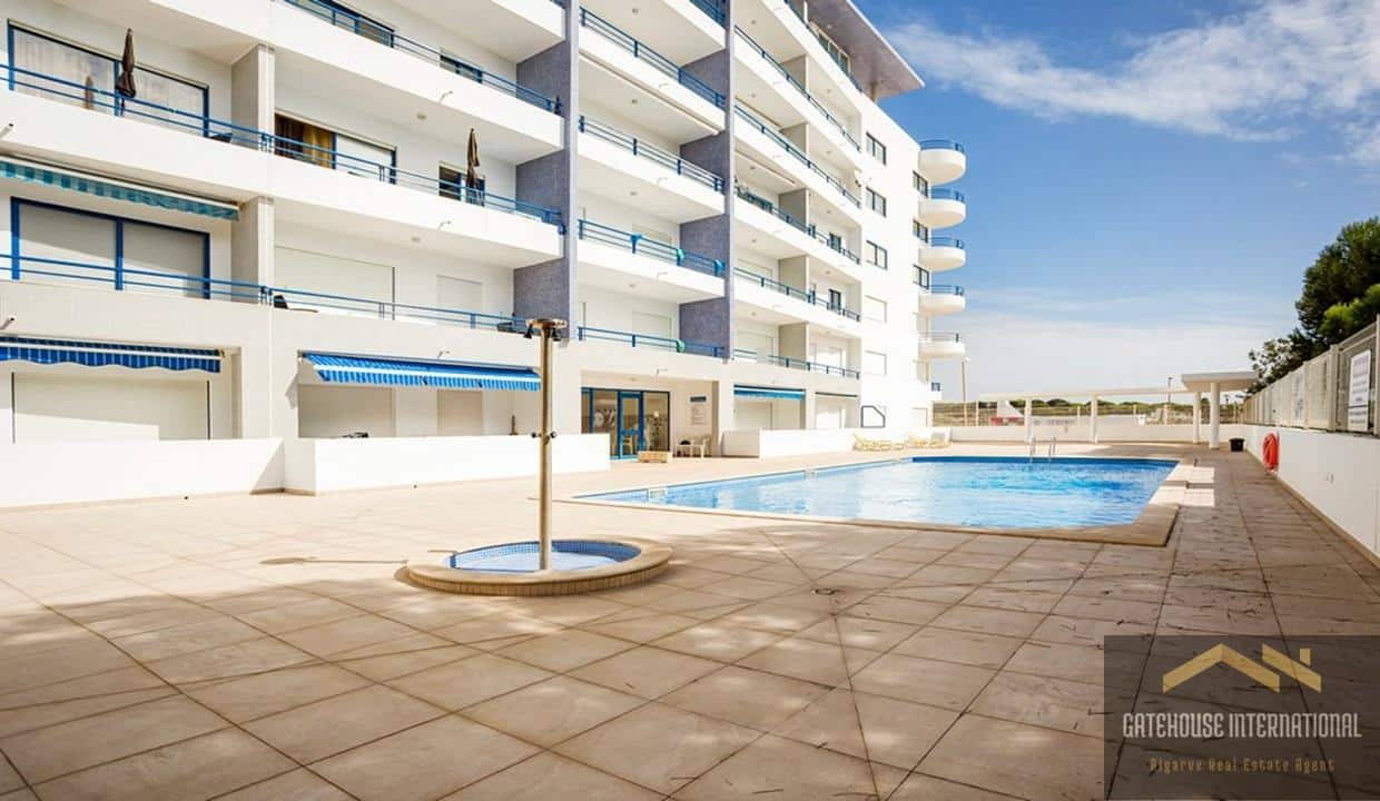 2 Bed Beach Apartment With Sea Views In Quarteira Algarve 32