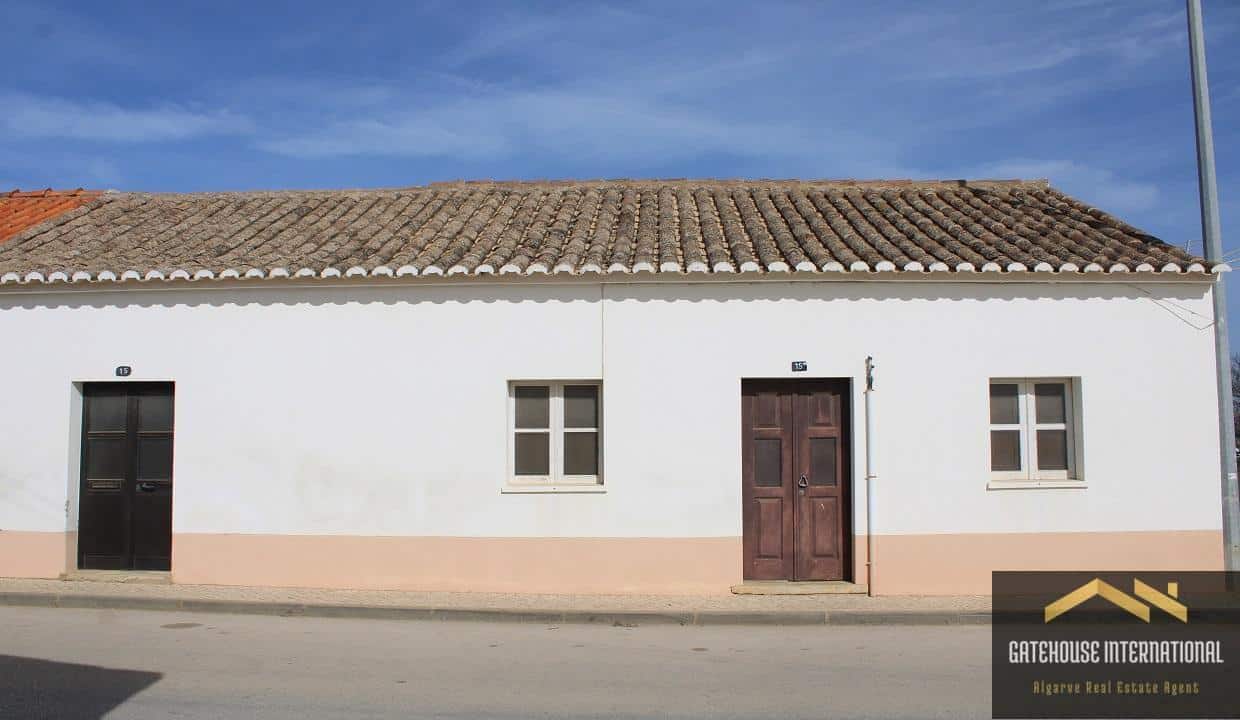 3 Bed Farmhouse Outbuildings In Budens West Algarve 77