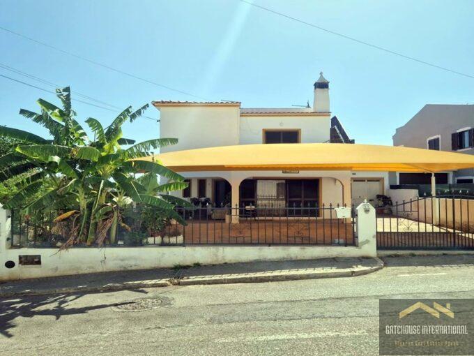 4-Bett-Villa zum Verkauf in Boliqueime Algarve1