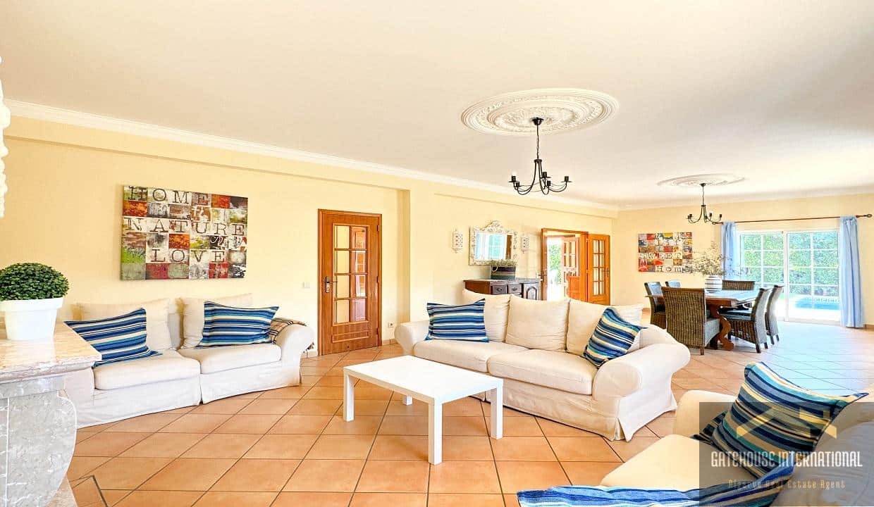 4 Bed Villa For Sale In Vale Formoso Almancil Algarve 2