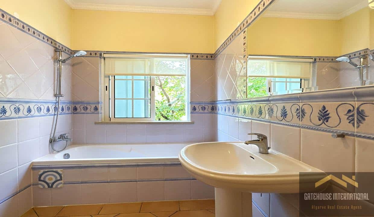 4 Bed Villa For Sale In Vale Formoso Almancil Algarve 9