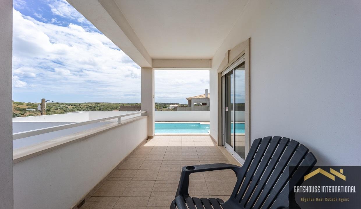 4 Bed Villa With Pool & Views In West Algarve 211
