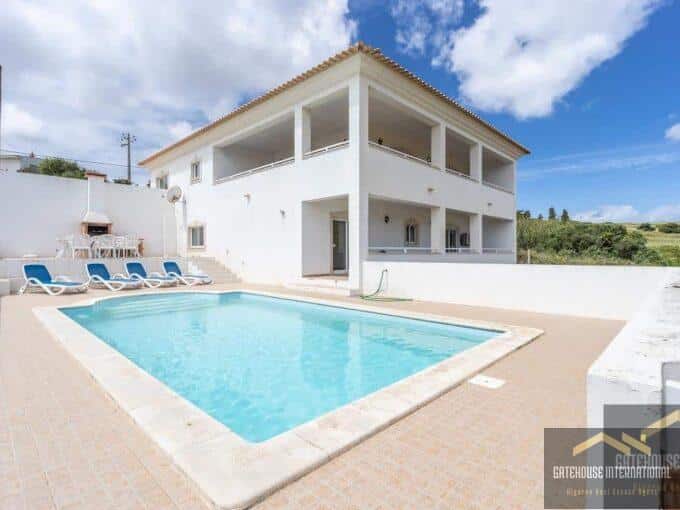 Villa de 4 chambres avec piscine et vue dans l'ouest de l'Algarve