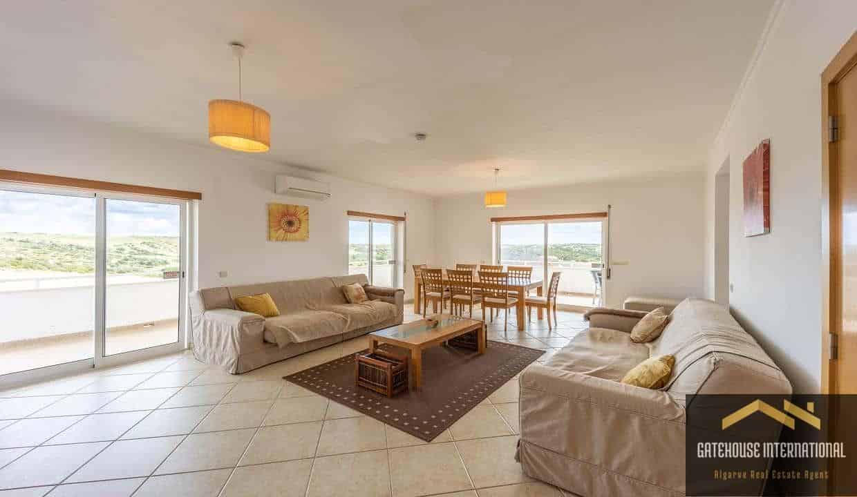 4 Bed Villa With Pool & Views In West Algarve 7