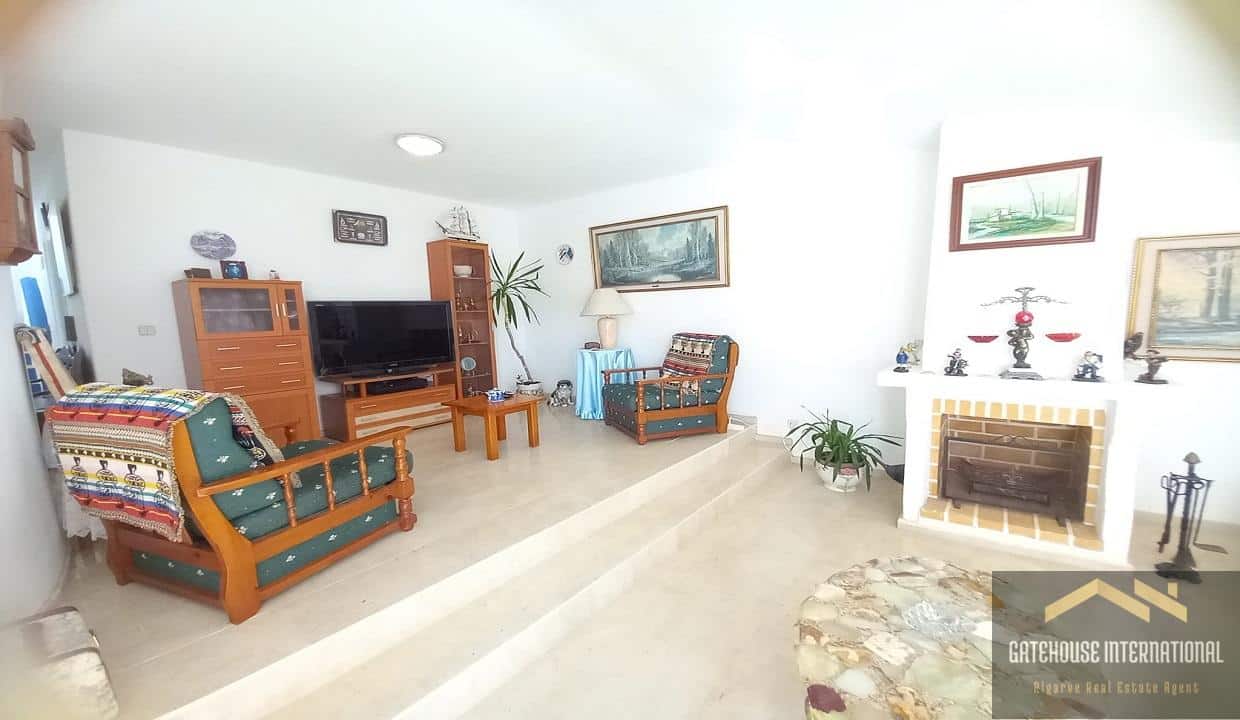 5 Bed Townhouse With Garage Close to Salema Beach West Algarve 2